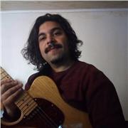 Profesor de música con especialidad en la gestión de proyectos instrumentales, además especialista en guitarra electrica jazz, conocimientos funcionales en piano , consorte flautas barrocas y canto lirico